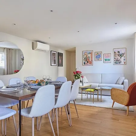 Center Of By Prestige Apartment Paris