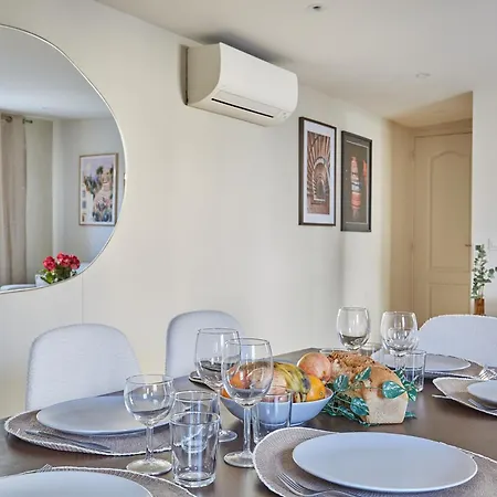 Center Of By Prestige